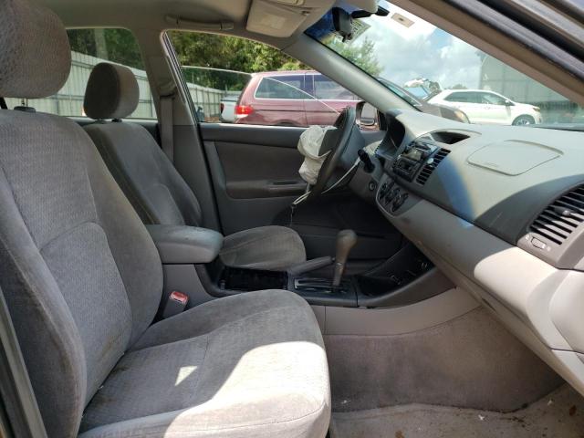 Photo 5 from auction – 2004 TOYOTA CAMRY LE with VIN JTDBE32K440260210