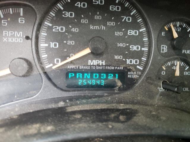 Photo 8 from auction – 2002 CHEVROLET SUBURBAN K with VIN 3GNFK16Z52G210549