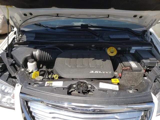 Photo 7 from auction – 2013 CHRYSLER TOWN & COU with VIN 2C4RC1BG5DR745191