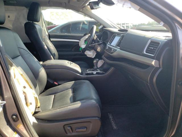 صورة رقم 5 من المزاد - 2018 TOYOTA HIGHLANDER مع VIN 5TDJZRFH3JS540517