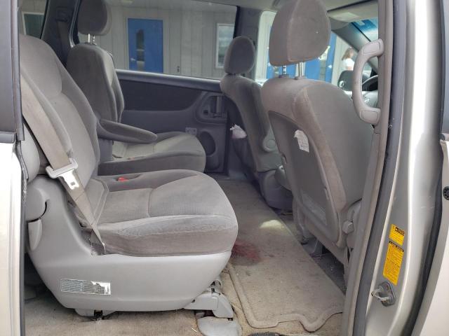 Photo 6 from auction – 2004 TOYOTA SIENNA CE with VIN 5TDZA23C74S082494