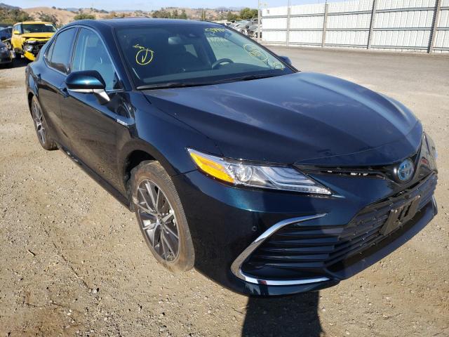 Photo 1 from auction – 2021 TOYOTA CAMRY XLE with VIN 4T1F31AK2MU560488