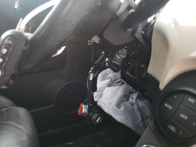 Photo 9 from auction – 2012 FIAT 500 LOUNGE with VIN 3C3CFFCR1CT195255
