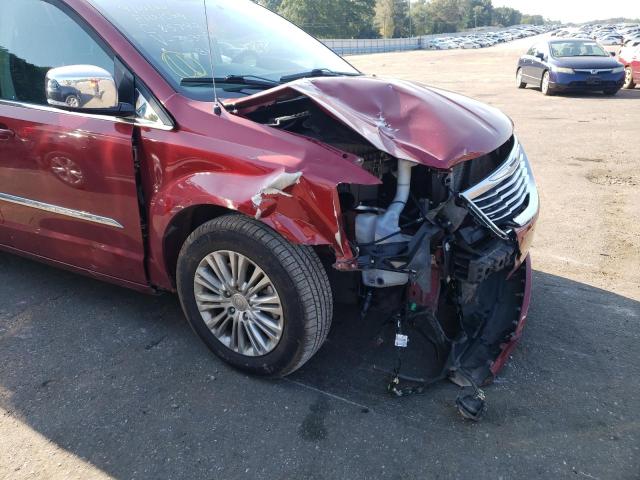 Photo 9 from auction – 2016 CHRYSLER TOWN & COU with VIN 2C4RC1CG1GR303091