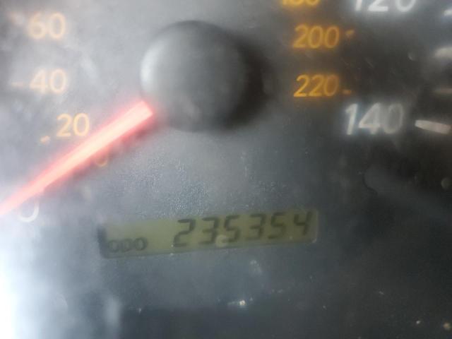 Photo 8 from auction – 2004 TOYOTA HIGHLANDER with VIN JTEGP21A140029005