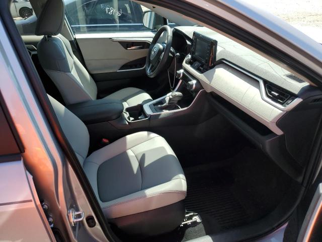 Photo 5 from auction – 2021 TOYOTA RAV4 XLE P with VIN 2T3C1RFV2MW155751