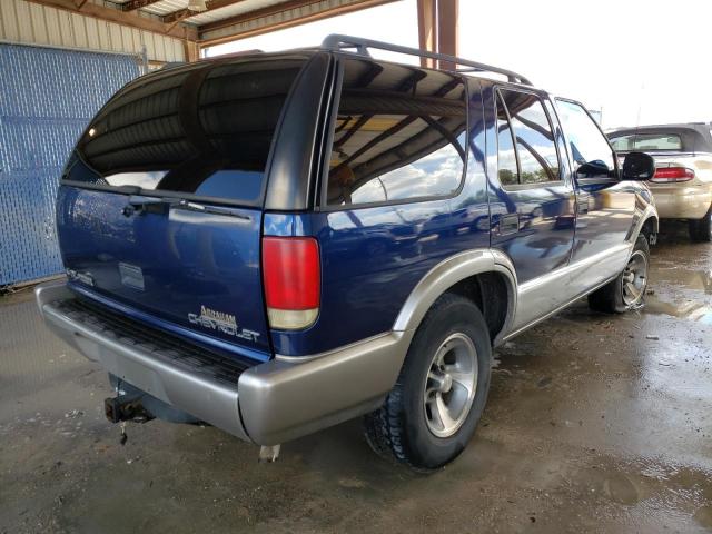 Photo 4 from auction – 1998 CHEVROLET BLAZER with VIN 1GNCS13W4W2245370