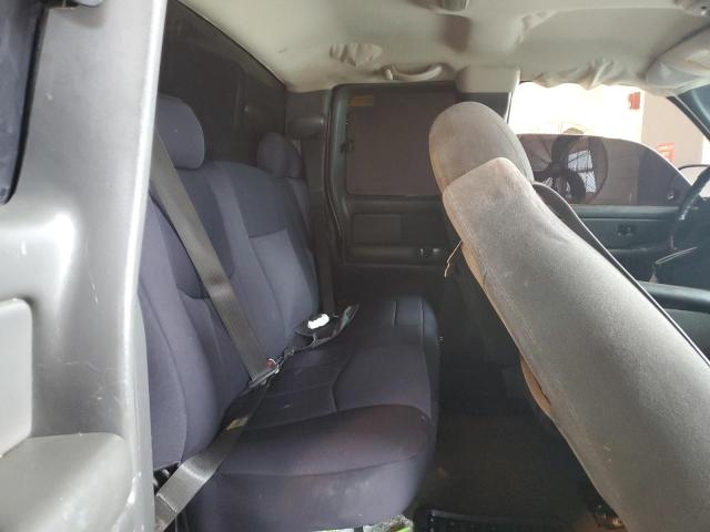 Photo 6 from auction – 2004 CHEVROLET SILVERADO with VIN 1GCEK19T94Z290226