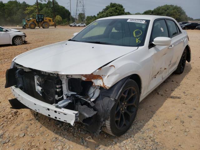 Photo 2 from auction – 2019 CHRYSLER 300 S with VIN 2C3CCABG2KH539551