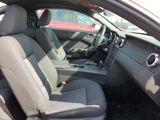 Photo 5 from auction – 2005 FORD MUSTANG with VIN 1ZVFT80N855117702