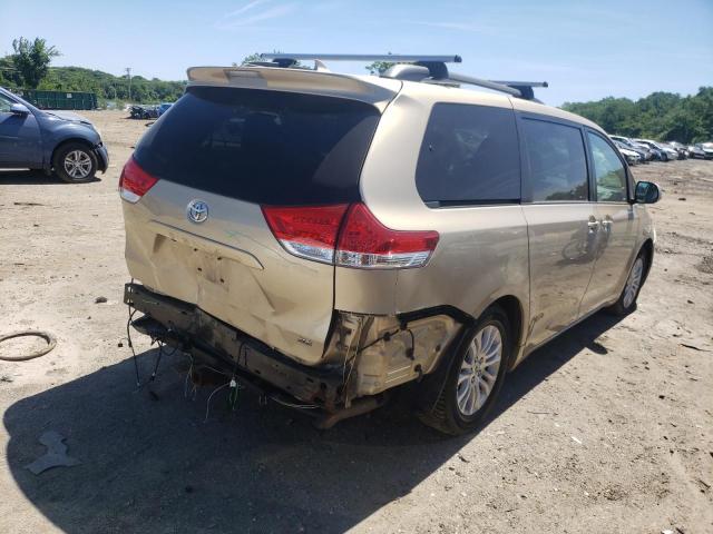 Photo 4 from auction – 2011 TOYOTA SIENNA XLE with VIN 5TDYK3DC0BS062999