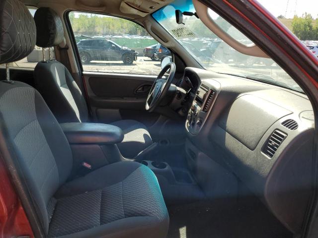 Photo 5 from auction – 2004 FORD ESCAPE XLT with VIN 1FMYU93154KA81888