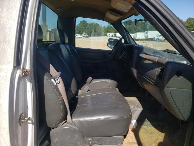 Photo 5 from auction – 2006 CHEVROLET SILVERADO with VIN 1GBHC24UX6E206655