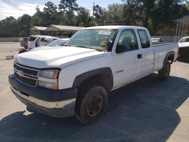 Photo 2 from auction – 2005 CHEVROLET SILVERADO with VIN 1GCHC29U35E206757