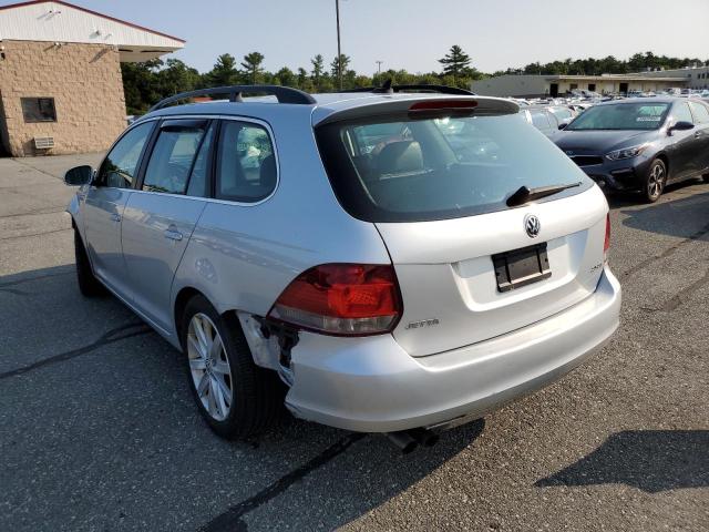 Photo 3 from auction – 2011 VOLKSWAGEN JETTA S with VIN 3VWPZ7AJ0BM685585