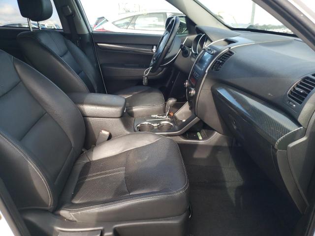Photo 5 from auction – 2011 KIA SORENTO SX with VIN 5XYKWDA23BG132391