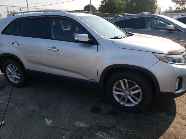 Photo 9 from auction – 2014 KIA SORENTO LX with VIN 5XYKTDA75EG462056