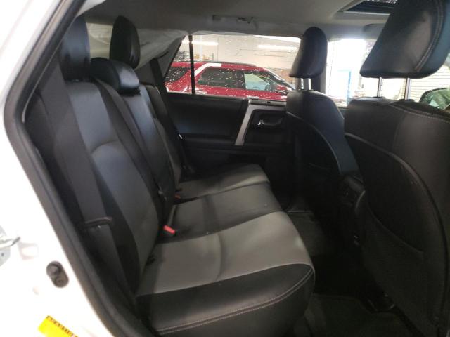 Photo 6 from auction – 2017 TOYOTA 4RUNNER SR with VIN JTEBU5JR4H5414447