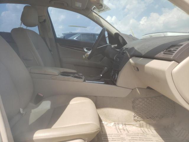 Photo 5 from auction – 2011 MERCEDES-BENZ C 300 with VIN WDDGF5EB3BA525674