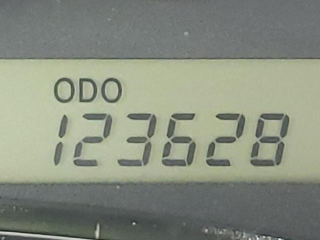 Photo 8 from auction – 2011 TOYOTA COROLLA BA with VIN 2T1BU4EE1BC698135