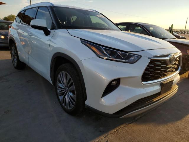 TOYOTA HIGHLANDER 2020 with VIN 5TDFZRAH2LS008871 - Photo from auction