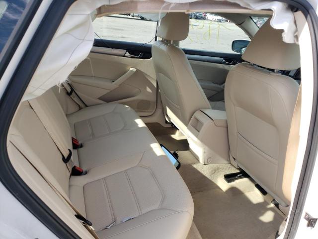 Photo 6 from auction – 2015 VOLKSWAGEN PASSAT S with VIN 1VWAT7A34FC012234
