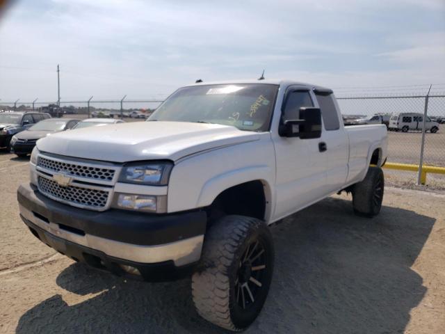 Photo 2 from auction – 2005 CHEVROLET SILVERADO with VIN 1GCHK29U15E238447