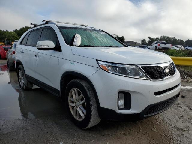 KIA SORENTO LX 2015 with VIN 5XYKT3A69FG656852 - Photo from auction