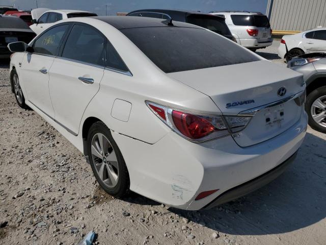 Photo 3 from auction – 2012 HYUNDAI SONATA HYB with VIN KMHEC4A44CA038590