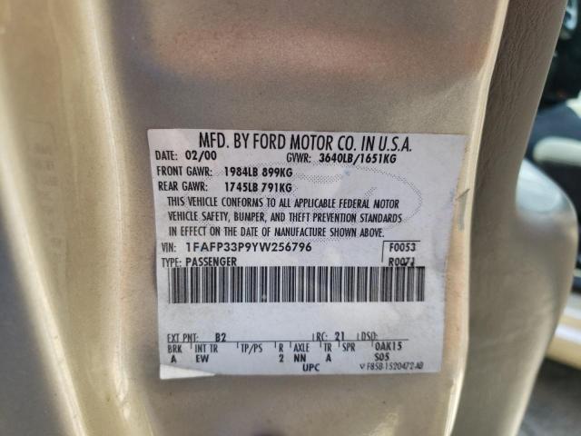 Photo 10 from auction – 2000 FORD FOCUS LX with VIN 1FAFP33P9YW256796