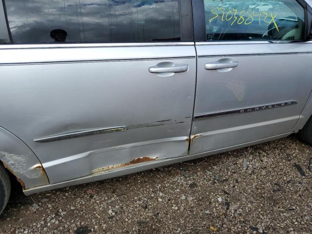 Photo 9 from auction – 2011 CHRYSLER TOWN & COU with VIN 2A4RR5DG0BR734688
