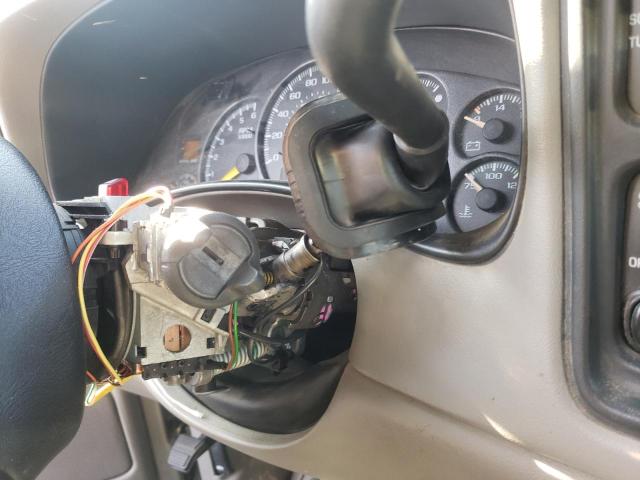 Photo 9 from auction – 2000 CHEVROLET SILVERADO with VIN 1GCGC29U9YE370286