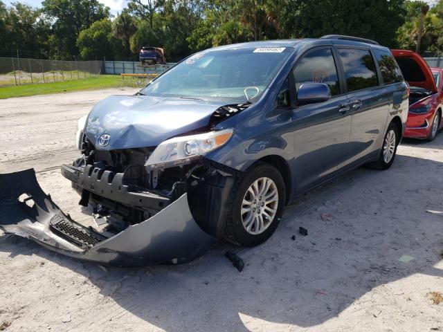 Photo 2 from auction – 2017 TOYOTA SIENNA XLE with VIN 5TDYZ3DC6HS836824