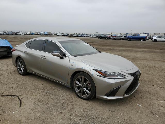LEXUS ES 350 2019 with VIN JTHBZ1B1XK2000720 - Photo from auction