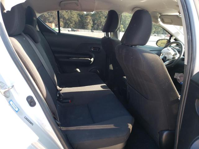 Photo 6 from auction – 2015 TOYOTA PRIUS C with VIN JTDKDTB30F1111351