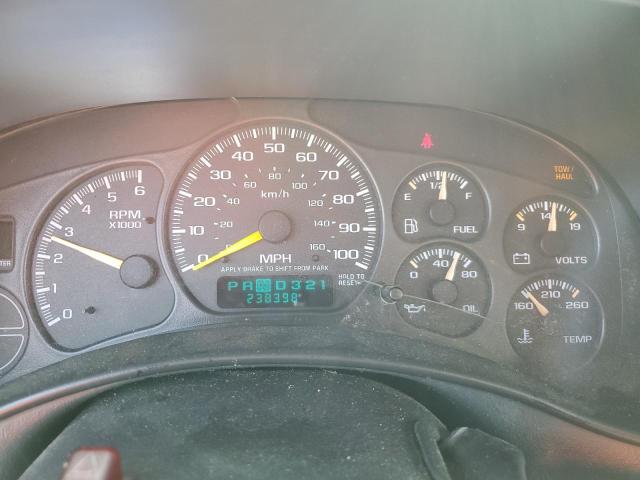 Photo 8 from auction – 2001 CHEVROLET SILVERADO with VIN 2GCEC19WX11138113