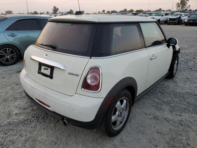 Photo 4 from auction – 2011 MINI COOPER with VIN WMWSU3C50BT093381