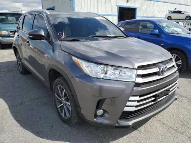 TOYOTA HIGHLANDER 2019 with VIN 5TDKZRFH6KS337174 - Photo from auction