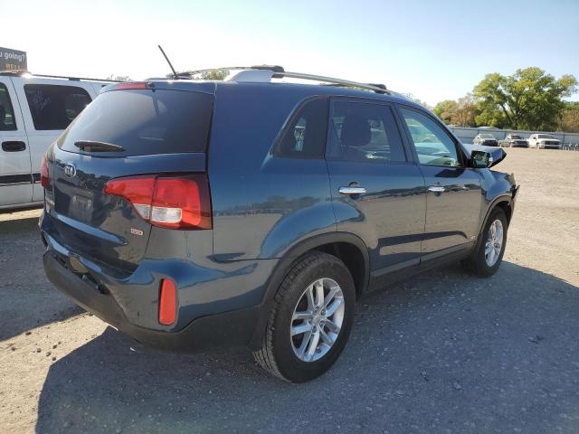 Photo 4 from auction – 2014 KIA SORENTO LX with VIN 5XYKTDA73EG444994