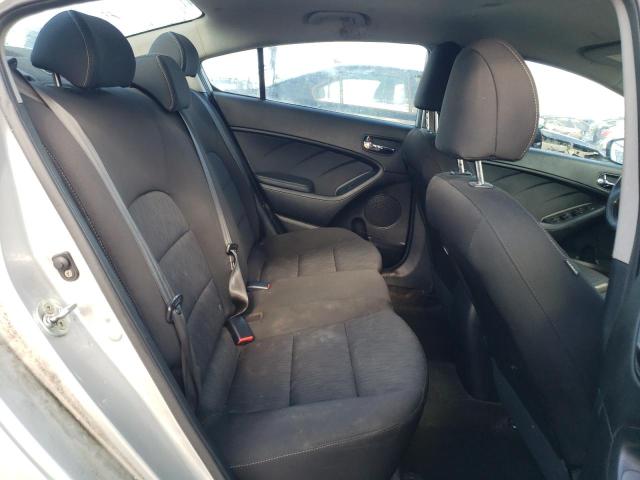 Photo 6 from auction – 2016 KIA FORTE LX with VIN KNAFK4A62G5563902