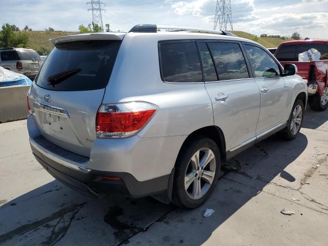 Photo 4 from auction – 2011 TOYOTA HIGHLANDER with VIN 5TDDK3EH9BS056157
