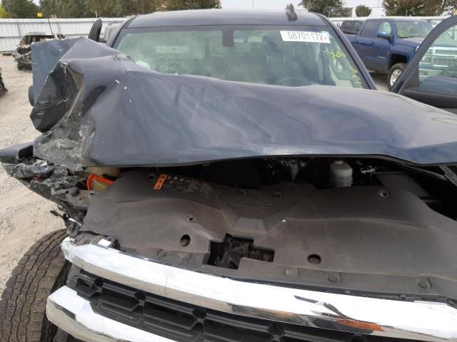 Photo 7 from auction – 2017 CHEVROLET SILVERADO with VIN 1GCVKREC5HZ216490