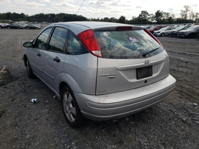 Photo 3 from auction – 2005 FORD FOCUS ZX5 with VIN 3FAFP37N95R155992