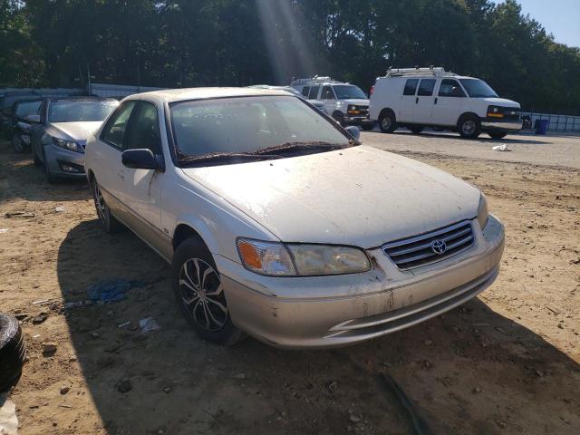 TOYOTA CAMRY CE 2001 with VIN JT2BG22K110583073 - Photo from auction