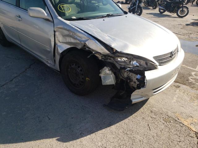 Photo 9 from auction – 2002 TOYOTA CAMRY LE with VIN 4T1BE32K42U597753