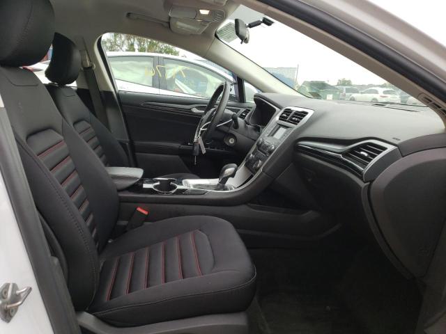Photo 5 from auction – 2016 FORD FUSION SE with VIN 3FA6P0HD5GR360958