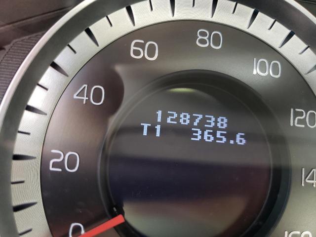 Foto 8 de la subasta – 2013 VOLVO XC60 3.2 con VIN YV4952DL4D2390004