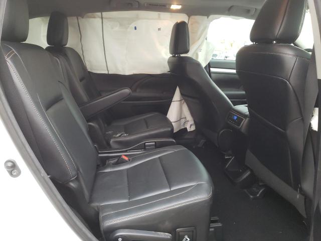 Photo 6 from auction – 2017 TOYOTA HIGHLANDER with VIN 5TDJZRFH3HS430626