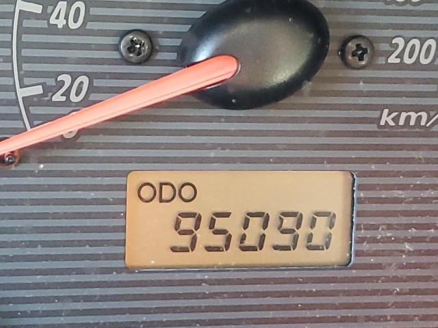 Photo 8 from auction – 2004 HYUNDAI SANTA FE G with VIN KM8SC73D34U804259