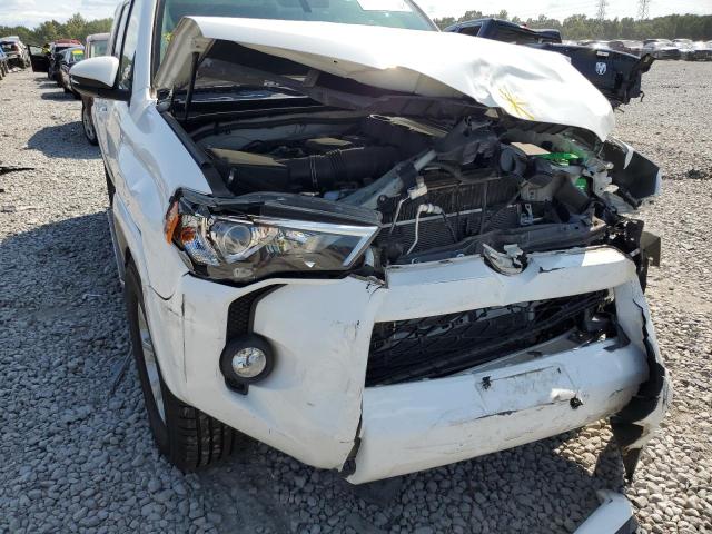 Photo 9 from auction – 2017 TOYOTA 4RUNNER SR with VIN JTEZU5JR1H5152997